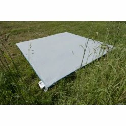 Bent Plain Carpet high rise